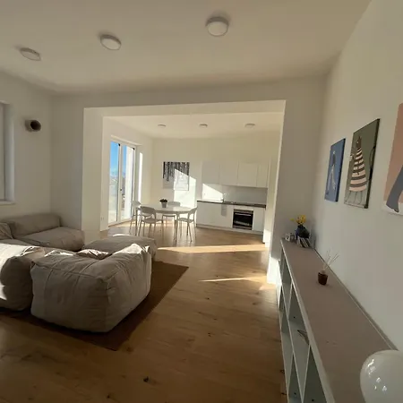 Apartman Roma7 *